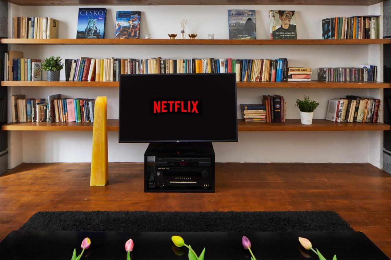 Prague Days - 1Bdr Apt W Netflix - Zizkov Tower ภายนอก รูปภาพ